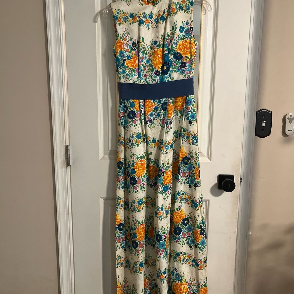 Floral Sleeveless Prom Dress